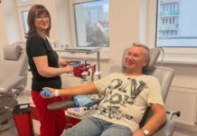 70-latek z Polski uhonorowany za to, że 50 lat oddawał krew